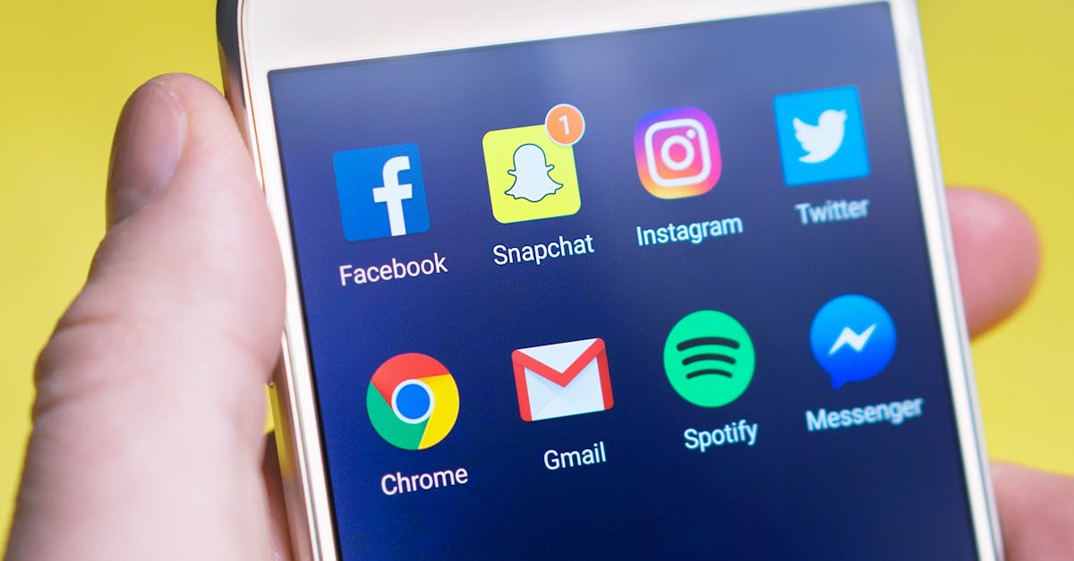 découvrez l'impact des médias sociaux sur notre quotidien. explorez les dernières tendances, stratégies et outils pour optimiser votre présence en ligne et engager votre audience. que vous soyez un professionnel du marketing ou un utilisateur occasionnel, plongez dans l'univers dynamique des réseaux sociaux.
